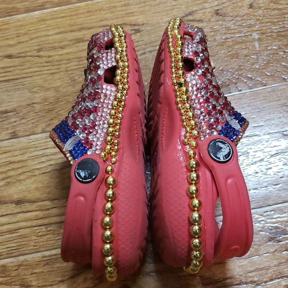 CROCS Kids Size 10/11